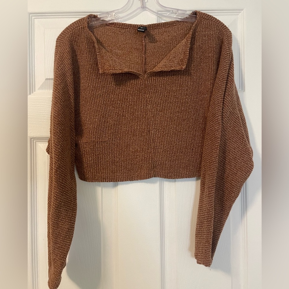 brown crop Windsor sweater